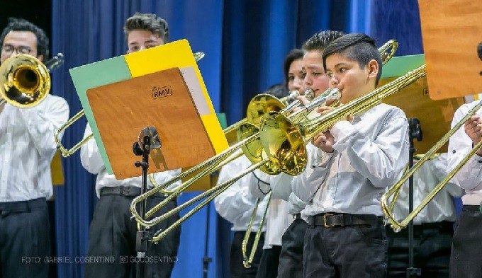 TROMBONANZA Y OTRO AÑO DE MUSICA DE NIVEL EN SANTA FE 