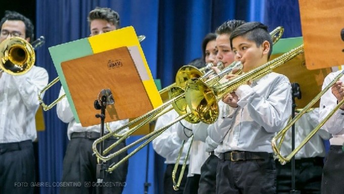 TROMBONANZA Y OTRO AÑO DE MUSICA DE NIVEL EN SANTA FE 