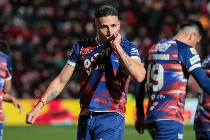 UNIÓN Y UNA VICTORIA HISTORICA, ANTE INSTITUTO POR 4-0 EN ALTA CÓRDOBA 