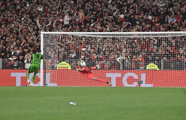RIVER ELIMINO A LIBERTAD ESTA EN CUARTOS, AUNQUE DEJO MUCHAS DUDAS 