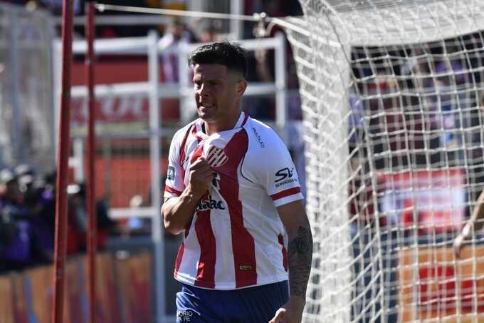 UNIÓN EMPATO 1-1 CON HURACÁN PUNTO CON SABOR A POCO 