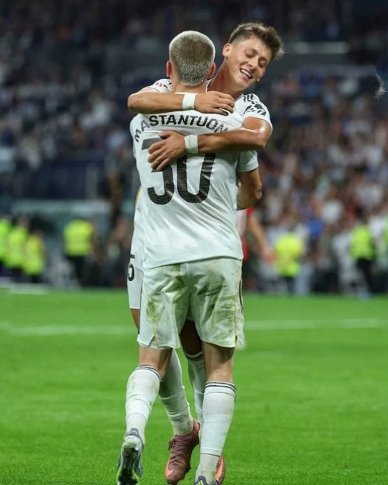 ESPAÑA: Un arranque de locura, pleno y liderazgo provisional