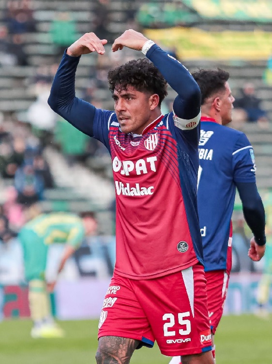UNI&Oacute;N SE LLEVO LA GLORIA EN MAR DEL PLATA Y HUNDI&Oacute; AL TIBUR&Oacute;N