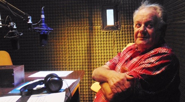 LA RADIO LLORA A UN GRANDE VICTOR JORGE BARBIER 
