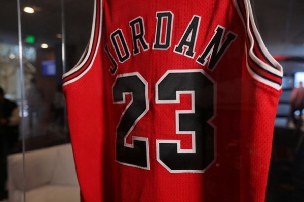 La camiseta 'Last Dance' de Jordan se vende por un récord de 10,1 millones de dólares