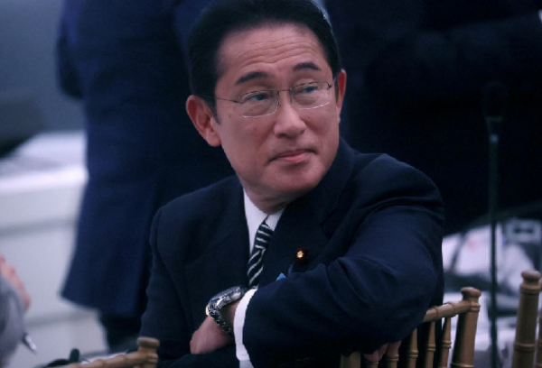 El primer ministro de Japón dice que aliviará los requisitos de control fronterizo de COVID el próximo mes
