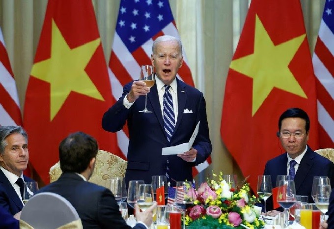 Biden visitará Michigan para apoyar la huelga automovilística, un día antes que Trump