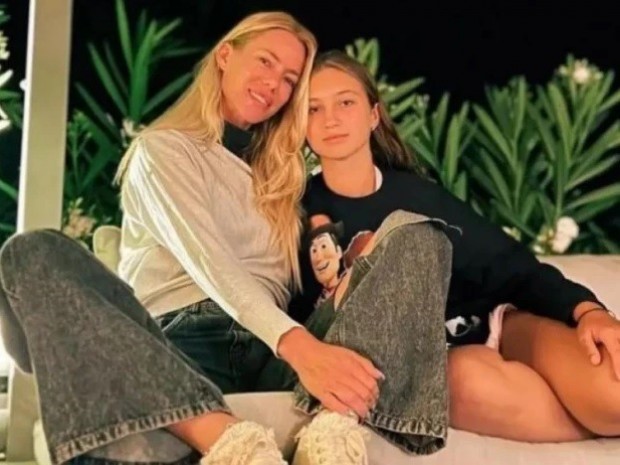 Nicole Neumann volvió a postear fuertes mensajes en pleno conflicto con su hija Indiana