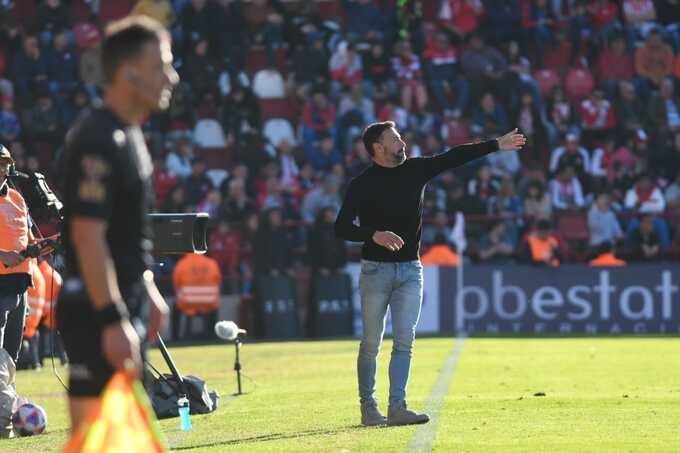 CLUB ATLETICO UNIÓN LAMENTA EL FALLECIMIENTO DE LA MAMÁ DE SU ENTRENADOR CRISTIAN GONZALEZ