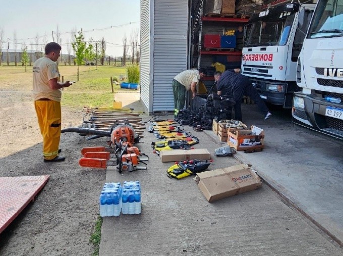 Santa Fe envía brigadistas forestales para combatir los incendios en Córdoba