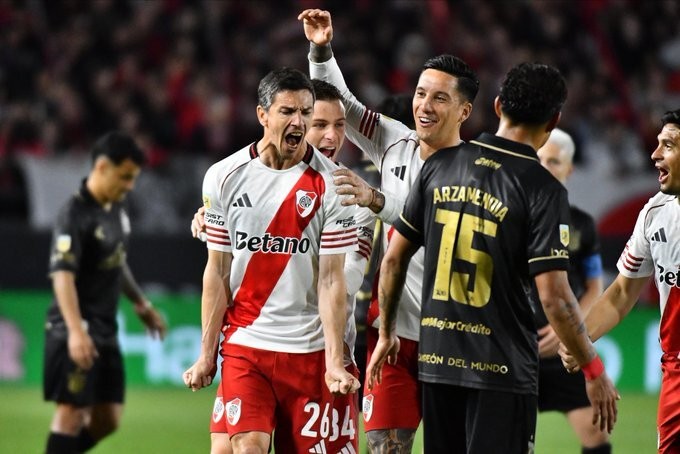 River empeieza a ser cada vez más vital y le gano a estudiantes 2-1 