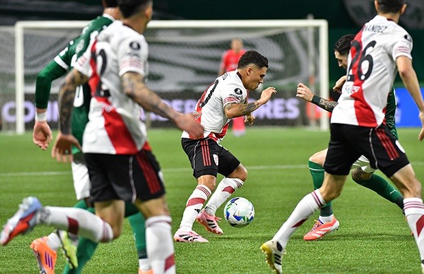 COPA LIBERTADORES RIVER POR ALGUNOS ERRORES QUEDO ELIMINADO ANTE PALMEIRAS 