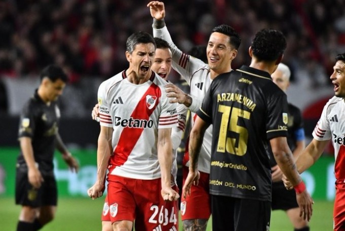 River empieza a ser cada vez más vital y le gano a estudiantes 2-1