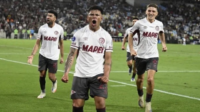 COPA SUDAMERICANA: LANÚS EN MEDIO DE PELEA DE HINCHAS, LOGRA UNA CLASIFICACIÓN HISTORICA EN BRASIL