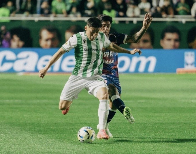 UNIÓN EMPATO CON BANFIELD Y DEPENDE DE OTROS RESULTADOS PARA SEGUIR SIENDO PUNTERO 