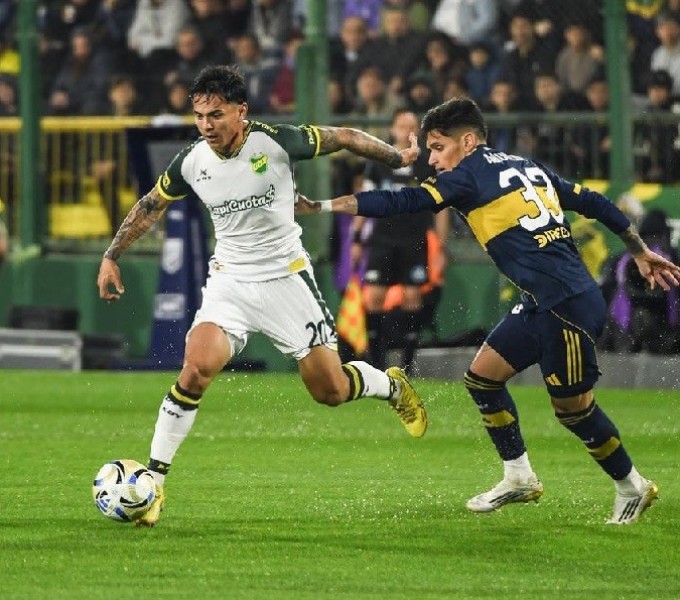 BOCA OTRA VEZ EN CRISIS PERDIO CON DEFENSA Y JUSTICIA 2-1 Y RUSSO ENFERMO