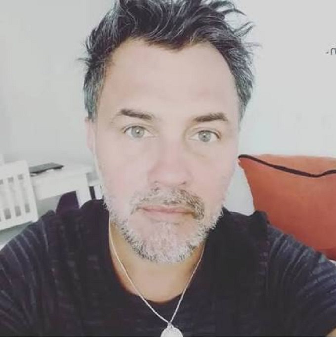 Maximiliano Reale: empresario de espect&aacute;culos y ex relator de f&uacute;tbol con problemas de dinero con Bandana