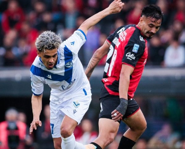  Grito sagrado sobre la hora: Newell&rsquo;s le empat&oacute; ag&oacute;nicamente a V&eacute;lez en Rosario