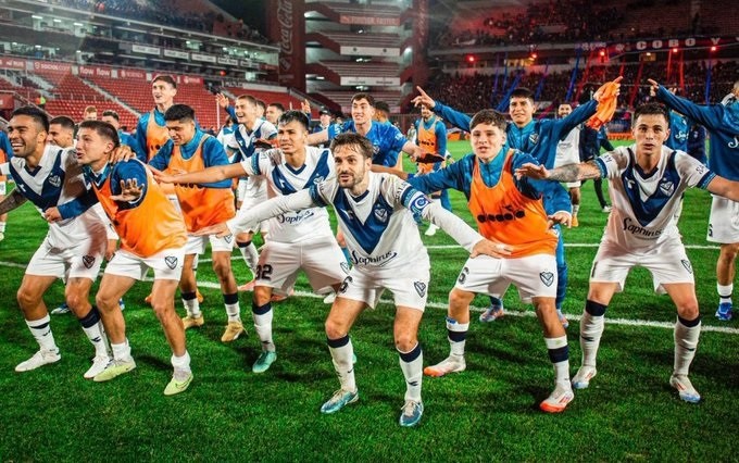 VÉLEZ VOLVIO A GANAR Y ES EL LIDER COMODO DE LA LIGA PROFESIONAL 