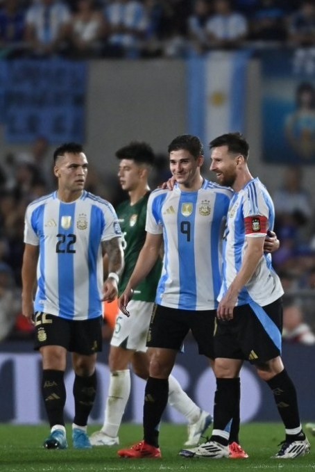 LA SELECCIÓN ARGENTINA CON MESSI TUVIERON SU FIESTA INOLVIDABLE FUE 6-0 BOLIVIA