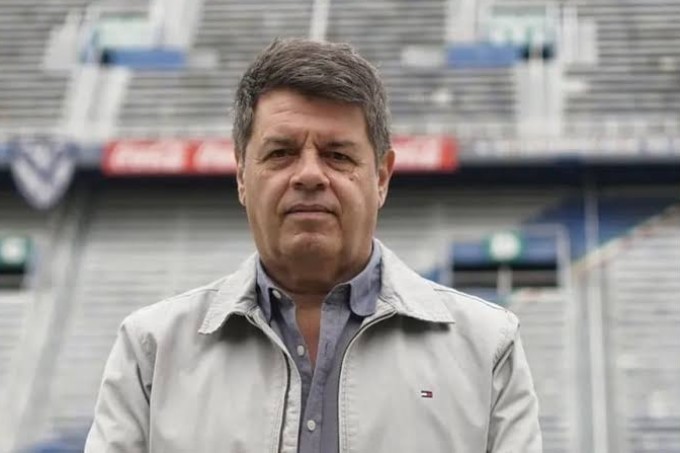 VÉLEZ EXPULSO A SERGIO RAPISARDA EX PRESIDENTE 