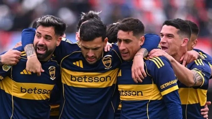 BOCA PESE A TODO ESCALA EN LA TABLA LE GANO A BARRACAS 3-1 