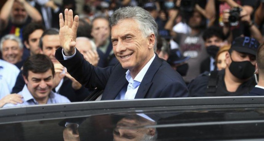 Curioso pedido de disculpas de Macri por romper un micrófono de C5N: