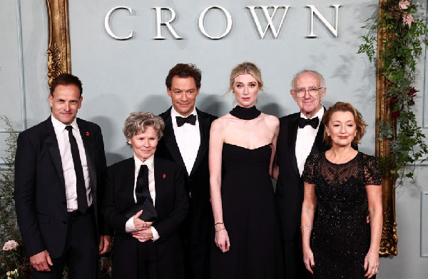 El nuevo elenco de la serie real 'The Crown' dice que los espectadores saben que es un drama