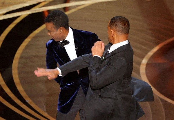 Will Smith sobre abofetear a Chris Rock en los Oscar: Perdí el control