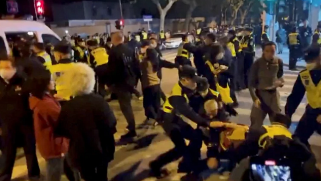 China multiplica la presencia policial por las protestas