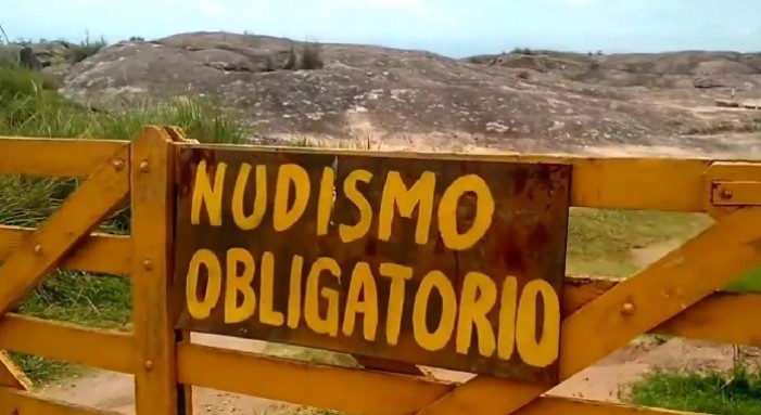 Córdoba: ¿Se viene un balneario nudista en Traslasierra?