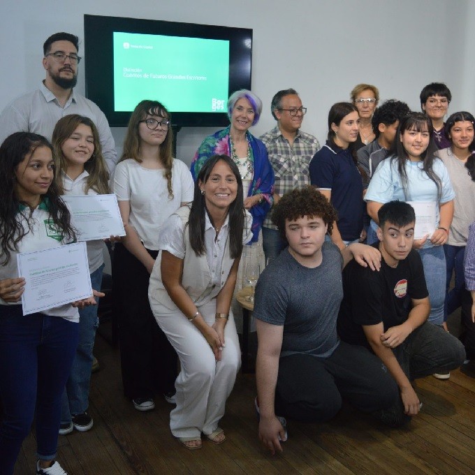 Niñas, niños y adolescentes fueron distinguidos por sus obras literarias en Santa Fe