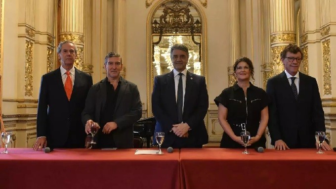 Julio Bocca asumió el desafío de dirigir el ballet del Teatro Colón