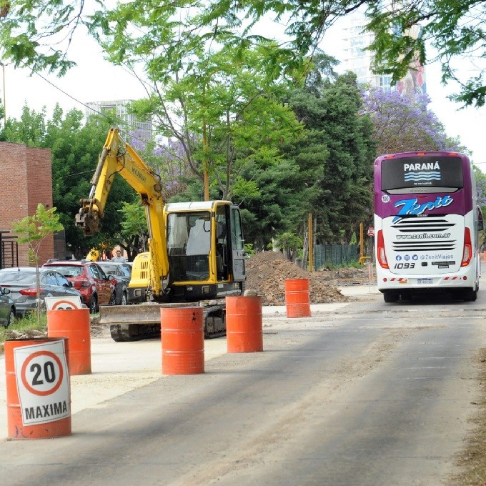 Santa Fe Terminal de Ómnibus: a pesar de las intensas lluvias, la obra tiene un avance del 70% de la calle interna