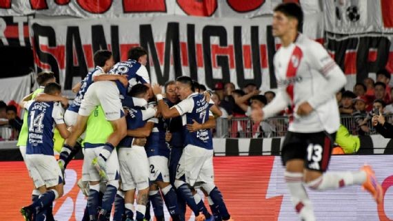 RIVER PERDIO SU CUARTO PARTIDO SEGUIDO EN EL MONUMENTAL, ¿SE IRA GALLARDO?