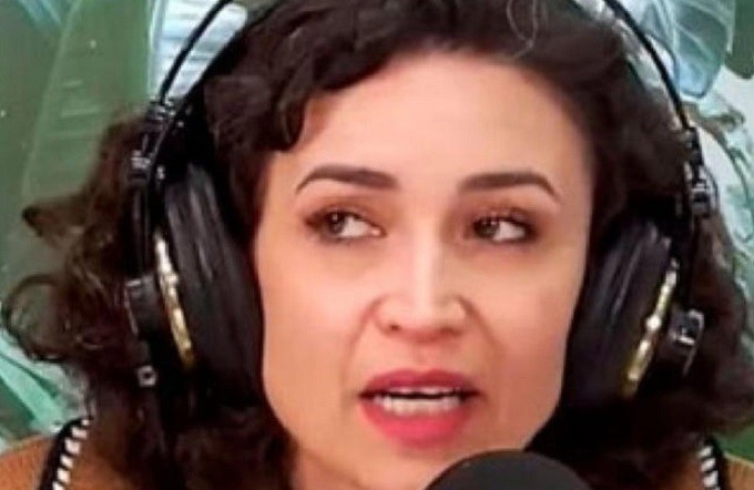 Julia Mengolini corta a los entrevistados que hablan bien de Milei