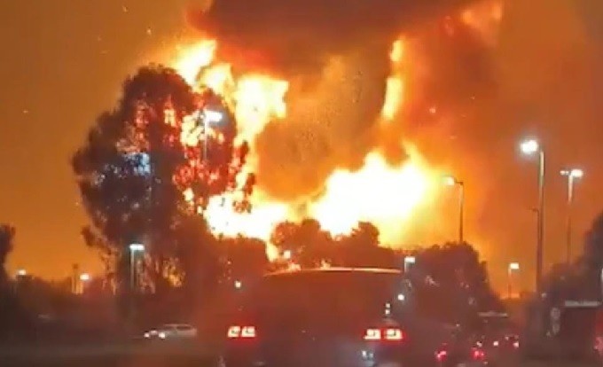 EZEIZA DECRETARON CODIGO ROJO CON EL INCENDIO 