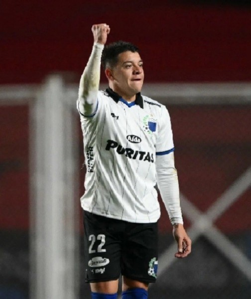 Futbolista uruguayo Diego García condenado por violación