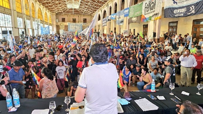 Evo Morales participa en acto de Runasur para rechazar 