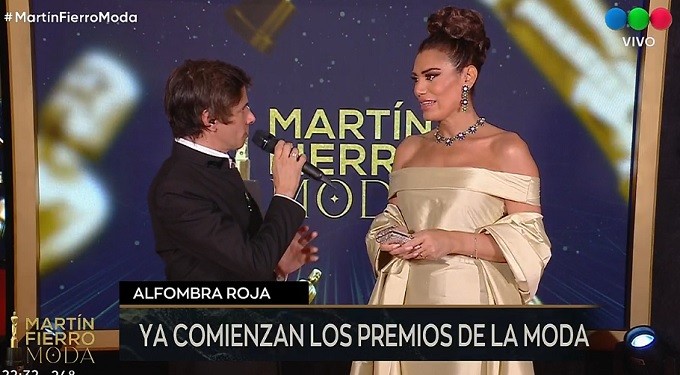 FLOR DE LA V FUE AL MARTIN FIERRO DE LA MODA PESE A ESTAR EN SU PEOR MOMENTO 