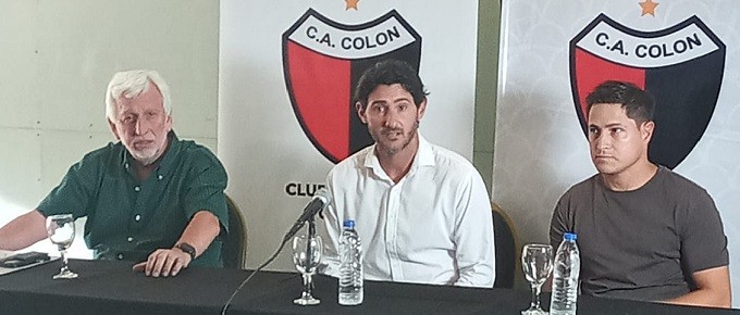 CLUB ATLETICO COLÓN SE PRESENTO COLOTTO, PERO EL PRESIDENTE ALONSO COMENTO QUE HUBO GENTE QUE QUERIA 5M DE FAMA
