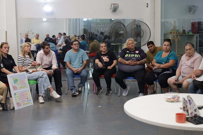 Juan Pablo Poletti dialogó con representantes de once vecinales del Distrito Suroeste en la Estación San Lorenzo