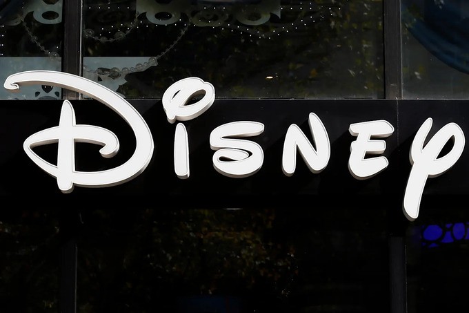 Disney invierte $1.000 millones en OpenAI para llevar personajes a Sora