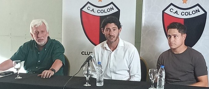 CLUB ATLETICO COLÓN SE PRESENTO COLOTTO, PERO EL PRESIDENTE ALONSO COMENTO QUE HUBO GENTE QUE QUERIA 5M DE FAMA