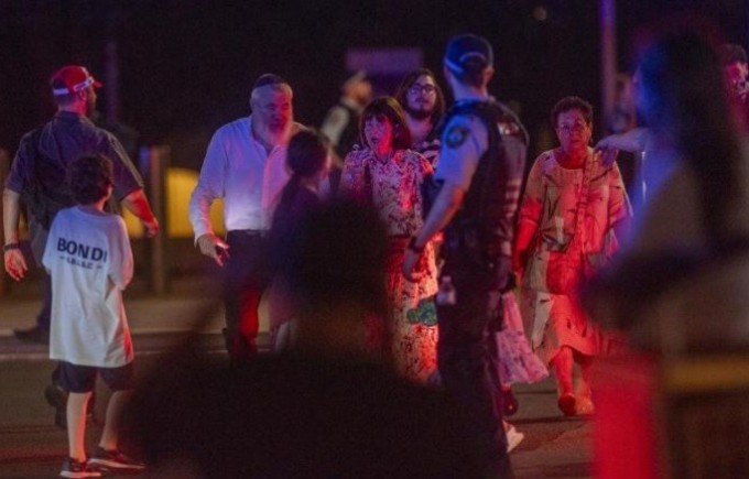 Sube a 16 el número de muertos y al menos 40 heridos tras tiroteo masivo en Australia